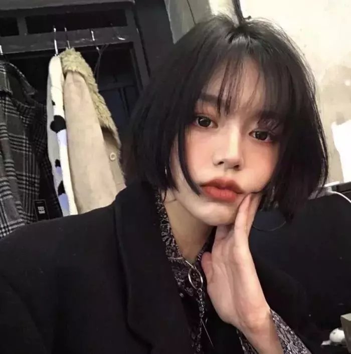 我们生活愉快 封面